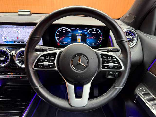 メルセデス・ベンツ Ｍ・ベンツ ＧＬＢ２００ｄ 4マチック 千葉県 2021(令3)年 4.6万km デジタルホワイト サーキット走行なし　/ナビ　/バックカメラ　/ハーフレザーシート　/パワーシート　/スポーツエキゾースト　/キーレス　/ＨＩＤヘッドライト　/オートライト　/２０インチＡＷ　/ＥＴＣ