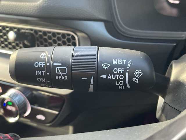 ホンダ シビック タイプR 山口県 2024(令6)年 0.2万km チャンピオンシップホワイト ワンオーナー/スペアキー×2/ホンダセンシング/ｂｒｅｍｂｏレッドキャリパー/３本出しマフラー/純正DA（フルセグTV、AM/FM、Bluetooth）/バックカメラ/ＬＥＤオートライト/純正19インチアルミホイール/前後コーナーセンサー/ETC２，０/保証書/取扱説明書