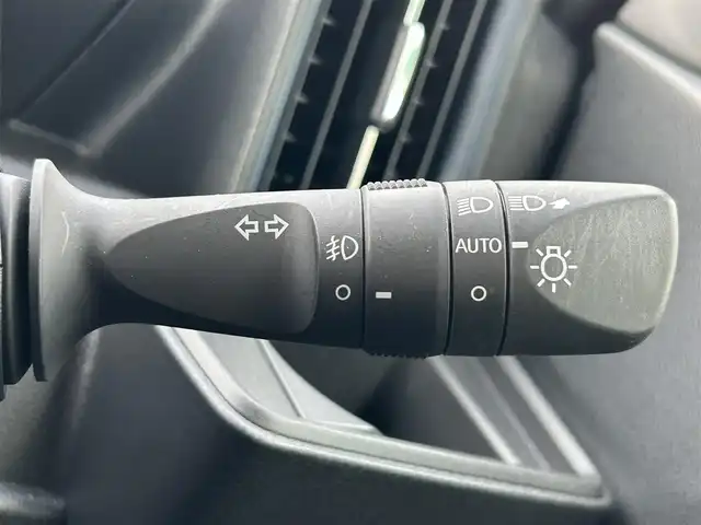 ダイハツ タント カスタム RS 兵庫県 2023(令5)年 1.7万km ブラックマイカメタリック/シャイニングホワイトパール ディスプレイオーディオ　/バックカメラ　/アラウンドビューモニター　/両側パワースライドドア　/前席シートヒーター　/ＬＥＤヘッドライト　/フォグランプ　/純正フロアマット　/電動格納ウィンカーミラー　/スペアキー