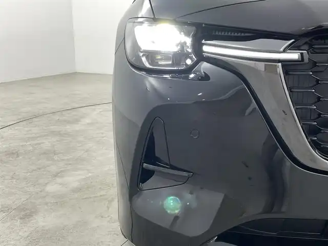 マツダ ＣＸ－６０ XD HV プレミアムスポーツ 福島県 2023(令5)年 2.7万km ジェットブラックマイカ 衝突軽減ブレーキ/・レーンキープアシスト/・クリアランスソナー/・レーダークルーズコントロール/純正ナビ/・フルセグTV/Bluetooth/USB/・全方位カメラ/・ETC/・ドライブレコーダー/サンルーフ/BOSEプレミアムサウンド/アイドリングストップ/パワーバックドア/電子パーキング/・オートホールド/4WD/・ダウンヒルアシストコントロール/革巻きステアリング/・ステアリングリモコン/・ステアリングヒーター/ハーフレザーシート/・パワーシート(運転席/助手席)/・メモリシート(運転席)/・シートヒーター（全席）/・エアシート(全席)/プッシュスタート/・スマートキー/・スペアキー/社外19インチアルミホイール付スタッドレスタイヤ/(235/55/R19) 山6mm/LEDヘッドライト/・オートライト/・フォグライト/・オートマチックハイビーム/純正フロアマット/保証書/取扱説明書