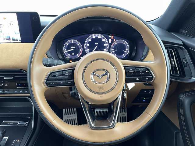 マツダ ＣＸ－６０ XD HV プレミアムスポーツ 福島県 2023(令5)年 2.7万km ジェットブラックマイカ 衝突軽減ブレーキ/・レーンキープアシスト/・クリアランスソナー/・レーダークルーズコントロール/純正ナビ/・フルセグTV/Bluetooth/USB/・全方位カメラ/・ETC/・ドライブレコーダー/サンルーフ/BOSEプレミアムサウンド/アイドリングストップ/パワーバックドア/電子パーキング/・オートホールド/4WD/・ダウンヒルアシストコントロール/革巻きステアリング/・ステアリングリモコン/・ステアリングヒーター/ハーフレザーシート/・パワーシート(運転席/助手席)/・メモリシート(運転席)/・シートヒーター（全席）/・エアシート(全席)/プッシュスタート/・スマートキー/・スペアキー/社外19インチアルミホイール付スタッドレスタイヤ/(235/55/R19) 山6mm/LEDヘッドライト/・オートライト/・フォグライト/・オートマチックハイビーム/純正フロアマット/保証書/取扱説明書