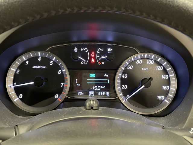 日産 シルフィ S ツーリング 熊本県 2016(平28)年 8.6万km スーパーブラック ・純正ナビ【MM316D-W】/-BT/フルセグTV/CD/DVD/SD/FM/AM/・バックカメラ/・純正アルミ１６インチ/・純正フロアマット/・LEDヘッドライト/・フォグランプ/・プッシュスタート/・スマートキー×２/・ETC