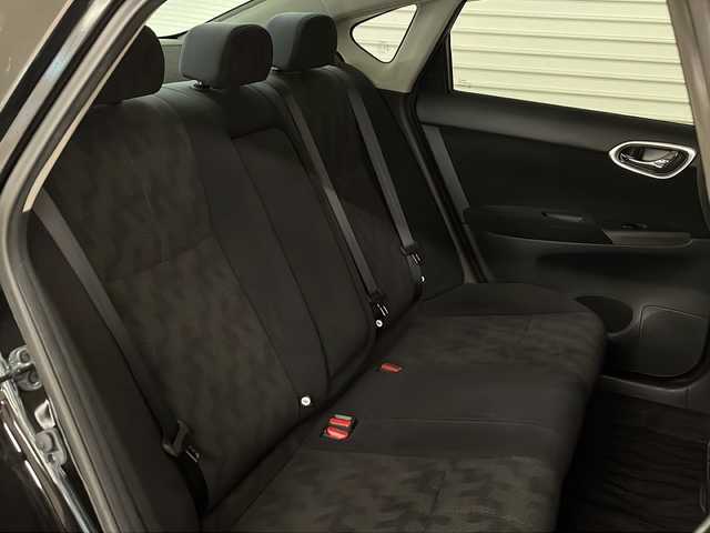 日産 シルフィ S ツーリング 熊本県 2016(平28)年 8.6万km スーパーブラック ・純正ナビ【MM316D-W】/-BT/フルセグTV/CD/DVD/SD/FM/AM/・バックカメラ/・純正アルミ１６インチ/・純正フロアマット/・LEDヘッドライト/・フォグランプ/・プッシュスタート/・スマートキー×２/・ETC