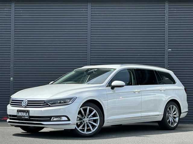 フォルクスワーゲン パサート ヴァリアント TDI ハイライン 茨城県 2018(平30)年 6.3万km オリックスホワイトパールエフェクト 黒革　/シートヒーター　/ベンチレーション　/マッサージＳ　/Ｄクラスターメーター　/３６０度カメラ　/ＡＣＣ　/ＬＫＡ　/ＢＳＭ　/自動駐車　/ナビ　/ＴＶ　/ＣａｒＰｌａｙ　/ＰＷテールゲート　/ＬＥＤ　/オートハイビーム/ルーフレール/禁煙車