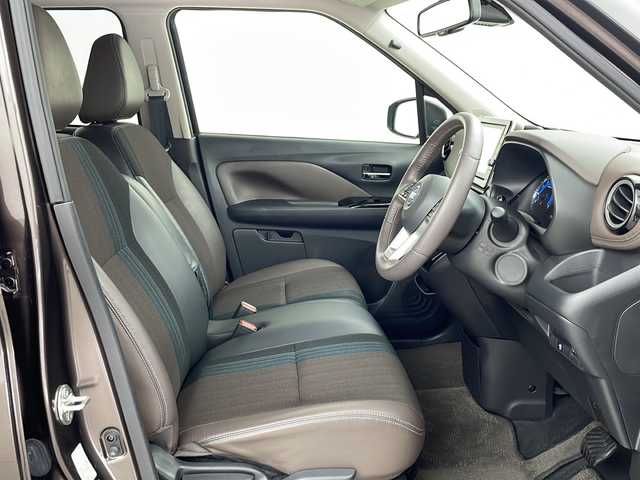 日産 デイズ HWS X プロパイロットED 鹿児島県 2021(令3)年 1.5万km フローズンバニラパール/アッシュブラウンM 純正９インチナビ/（AM/FM/CD/DVD/Bluetooth）/アラウンドビューモニター　/プロパイロット　/追従式クルーズコントロール　/レーンキープアシスト/ステアリングリモコン/コーナーセンサー　/スマートキー　/スペアキー　/ＬＥＤオートライト/純正フロアマット/プッシュスタート