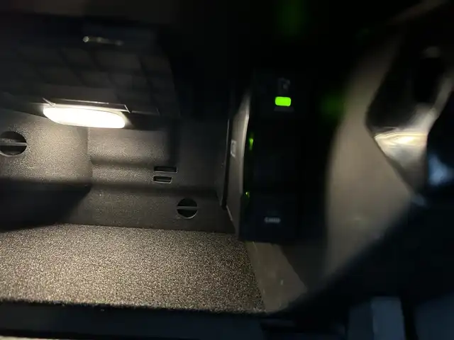 メルセデス・ベンツ ＣＬＡ２００ｄ AMGライン 茨城県 2019(令1)年 5.9万km デジタルホワイト レザーエクスクルーシブパッケージ/レーダーセーフティパッケージ/アドバンスドパッケージ/パノラミックスライディングルーフ/ブルメスターサラウンド/(OP)ブラック/グレー2トーン革シート/(OP)アルミニウムインパネ加飾/純正10.25メーカーナビ/フルセグ/純正AMG18インチAW/アンビエントライト64色/360度カメラシステム/マルチLEDヘッドライト/アダクティブハイビームプラス/ヘッドアップディスプレイ/アクティブブラインドスポット/アクティブレーンキープアシスト/アクティブディストロニック/D/N席パワーシート/D/N席シートヒーター/ドラレコ/ETC