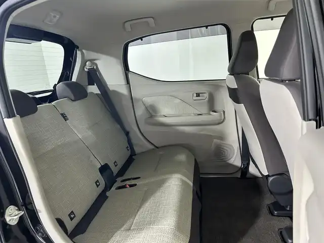 日産 デイズ X 佐賀県 2021(令3)年 0.2万km ブラック 衝突軽減ブレーキ/レーンキープアシスト/純正ナビ/CD/フルセグTV/Bluetooth/バックカメラ /ETC/純正14インチアルミホイール/純正フロアマット/オートライト/スマートキー/横滑り防止装置/電動格納ミラー
