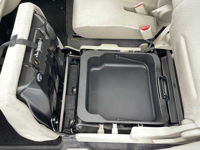 スズキ ワゴンＲ HYBRID FX 沖縄県 2017(平29)年 8.8万km フィズブルーパールメタリック ストラーダナビ（CN-E300D）/TV/CD/bluetooth/シートヒーター/社外アルミホイール/アイドリングストップ/オートエアコン/キーレスキー/スペアキー/電動格納ミラー/ヘッドライトレベライザー/パワーウインドウ