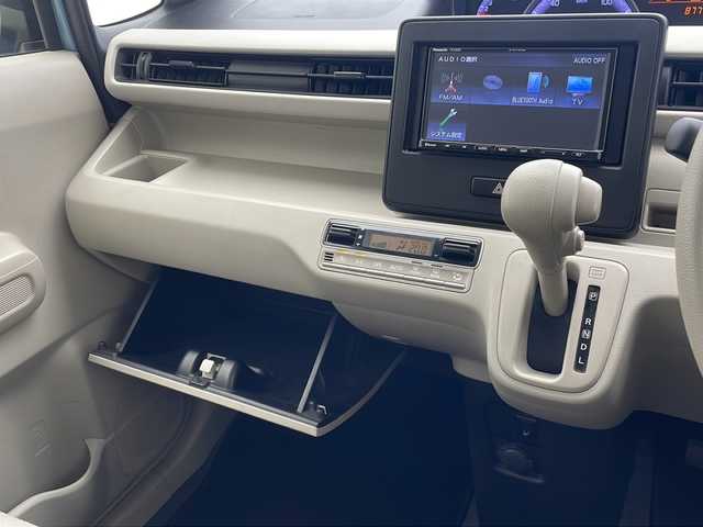 スズキ ワゴンＲ HYBRID FX 沖縄県 2017(平29)年 8.8万km フィズブルーパールメタリック ストラーダナビ（CN-E300D）/TV/CD/bluetooth/シートヒーター/社外アルミホイール/アイドリングストップ/オートエアコン/キーレスキー/スペアキー/電動格納ミラー/ヘッドライトレベライザー/パワーウインドウ
