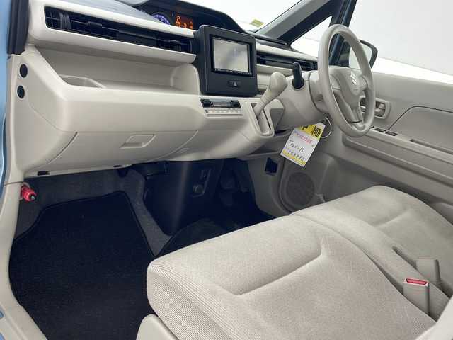スズキ ワゴンＲ HYBRID FX 沖縄県 2017(平29)年 8.8万km フィズブルーパールメタリック ストラーダナビ（CN-E300D）/TV/CD/bluetooth/シートヒーター/社外アルミホイール/アイドリングストップ/オートエアコン/キーレスキー/スペアキー/電動格納ミラー/ヘッドライトレベライザー/パワーウインドウ