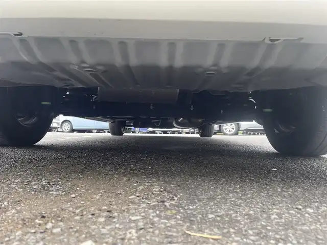 日産 セレナ e－パワー ハイウェイスター V 神奈川県 2021(令3)年 1万km ブリリアントホワイトパール 2トーン 法人１オーナー/運転支援機能/・プロパイロット/・エマージェンシーブレーキ/・踏み間違い防止アシスト/・ブラインドスポットアシスト/・車線逸脱防止支援システム/・後退時車両検知警報/・ハイビームアシスト/両側電動ハンズフリースライドドア/純正ナビ（Mj320D-W）/・Bluetooth/DVD/・フルセグTV/・インテリジェントアラウンドビューモニター/前後ドライブレコーダー/純正フロアマット/ドアバイザー/スマートキーX2/ETC/新車時手帳、取説