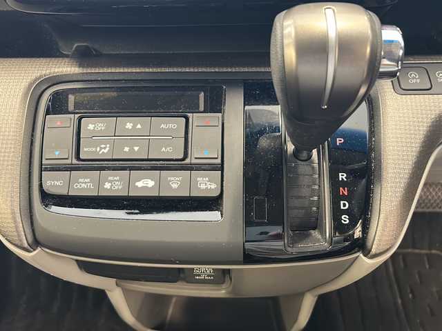 ホンダ ステップワゴン G ホンダセンシング 岐阜県 2020(令2)年 3.7万km モダンスティールM 福祉車両/バックカメラ/両側パワースライドドア/ETC2.0/Bluetooth/テレビ/プッシュスタート/クルーズコントロール/ドライブレコーダー/LEDランプ/フォグランプ/アイドリングストップ/純正フロアマット