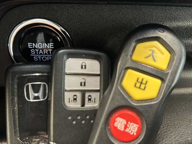 ホンダ ステップワゴン G ホンダセンシング 岐阜県 2020(令2)年 3.7万km モダンスティールM 福祉車両/バックカメラ/両側パワースライドドア/ETC2.0/Bluetooth/テレビ/プッシュスタート/クルーズコントロール/ドライブレコーダー/LEDランプ/フォグランプ/アイドリングストップ/純正フロアマット