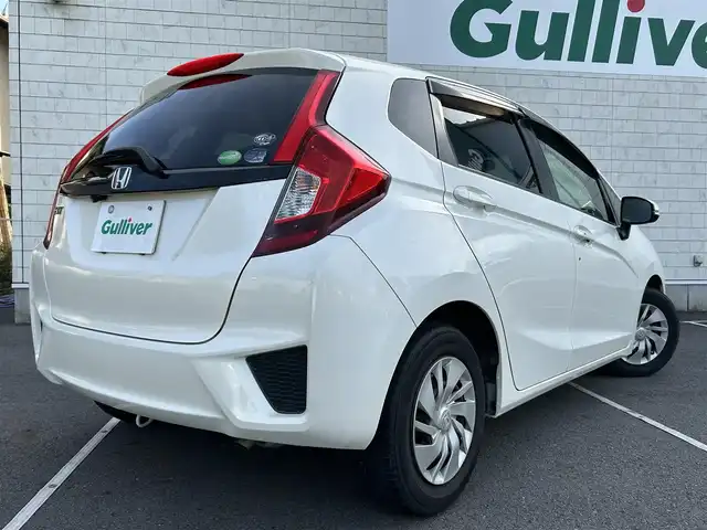 ホンダ フィット 13G Fパッケージ 静岡県 2013(平25)年 7.9万km プレミアムホワイトパール 純正ナビ/（AM/FM/CD）/バックカメラ /スマートキー/プッシュスタート/純正フロアマット/ETC/取り扱い説明書