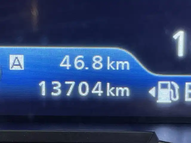 スズキ ハスラー Jスタイル 大阪府 2022(令4)年 1.4万km オフブルーメタリック/ガンメタリック2トーンルーフ 純正ＳＤナビ　フルセグＴＶ　ＥＴＣ　シートヒーター　プッシュスタート　レーンアシスト　衝突軽減システム　コーナーセンサー　ＬＥＤヘッドライト　スマートキー　オートライト　電動ミラー