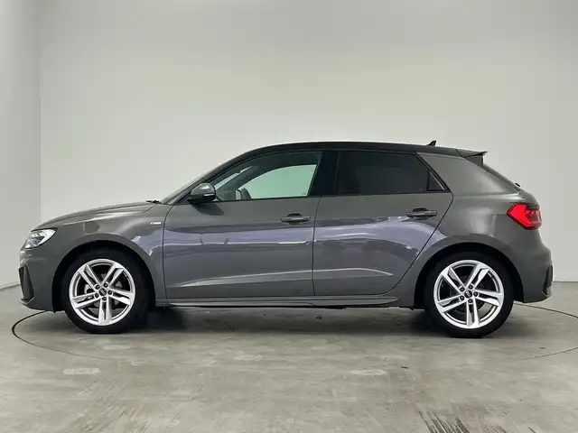 アウディ アウディ Ａ１ SB 25TFSI 三重県 2023(令5)年 1万km 緑Ⅱ /禁煙車//純正ナビ//バックカメラ//シートヒーター//クルコン//BSM//オートハイビーム//パドルシフト//前後ドラレコ//ETC