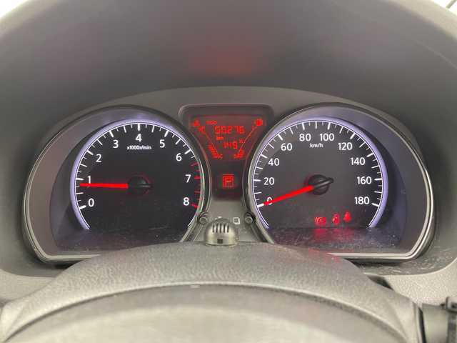 日産 ノート メダリスト X 三重県 2017(平29)年 5.1万km ブリリアントホワイトパール /禁煙車//純正ナビ//アラウンドビューモニター//インテリジェントスマートルームミラー//エマージェンシーブレーキ//衝突軽減ブレーキ//レーンキープアシスト//前後コーナーセンサー//ハーフレザーシート//ステアリングスイッチ