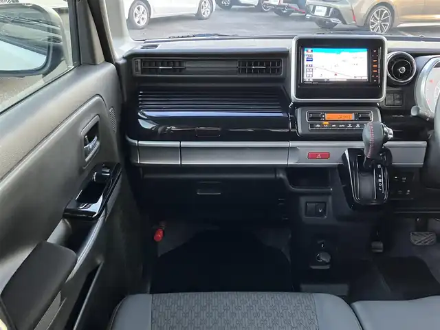 スズキ スペーシア カスタム HYBRID XS 三重県 2020(令2)年 3.3万km ピュアホワイトP ワンオーナー/スズキセーフティサポート/ ・デュアルセンサーブレーキサポート/ ・誤発進抑制機能/ ・車線逸脱警報/ ・ふらつき警報/ ・先行車発進お知らせ機能/ ・ハイビームアシスト/♪純正SDナビ/・フルセグ・Bluetooth/・CD/DVD再生・SD録音/・USB/♪全方位モニター/♪バックカメラ/♪ヘッドアップディスプレイ/♪両側パワースライドドア/♪LEDヘッドライト/♪LEDフォグ/♪ハーフレザーシート/♪D席シートヒーター/♪オートリトラクタブルミラー/♪スマートキー×2/♪プッシュスタート/♪ビルトインETC/♪純正15インチAW/♪純正エアロ/♪ウィンカーミラー/♪アイドリングストップ/♪革巻きステアリング/♪ステアリングスイッチ/♪フロアマット/♪ドアバイザー/♪プライバシーガラス