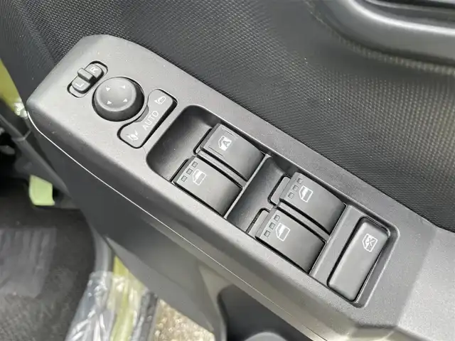 ダイハツ タフト G ダーククロムベンチャー 石川県 2023(令5)年 1.9万km フォレストカーキメタリック 社外メモリーナビ/CD/DVD/フルセグTV/パノラマモニター/LEDヘッドライト/パノラマルーフ/純正アルミホイール/スマートアシスト/シートヒーター/スマートキー/プッシュスタート/電動ミラー/保証書
