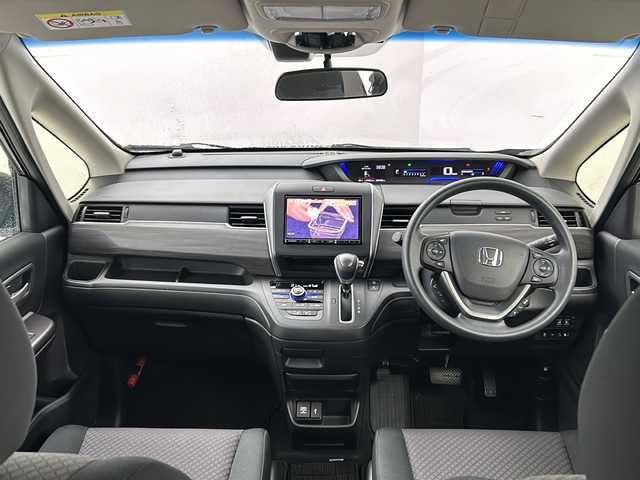 ホンダ フリード G ブラックスタイル 茨城県 2023(令5)年 0.7万km トワイライトミストブラックパール 社外8インチナビ/フルセグ再生可/バックカメラ/両側電動スライドドア/ホンダセンシング/純正15インチAW/社外ETC