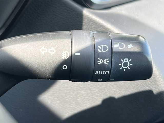 トヨタ カローラツーリング ハイブリッド ダブルバイビー 福島県 2020(令2)年 6.8万km ブラックマイカ 純正ナビ/バックカメラ/ビルトインETC/前後コーナーセンサー/前方ドライブレコーダー/LEDヘッドライト/オートハイビーム/USB給電ポート/オートハイビーム/革巻きステアリング/電子パーキング/レーダークルーズコントロール/電動格納ミラー/禁煙車