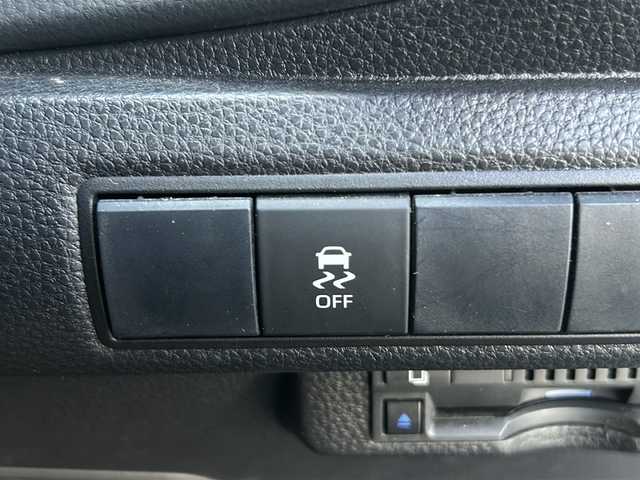 トヨタ カローラツーリング ハイブリッド ダブルバイビー 福島県 2020(令2)年 6.8万km ブラックマイカ 純正ナビ/バックカメラ/ビルトインETC/前後コーナーセンサー/前方ドライブレコーダー/LEDヘッドライト/オートハイビーム/USB給電ポート/オートハイビーム/革巻きステアリング/電子パーキング/レーダークルーズコントロール/電動格納ミラー/禁煙車