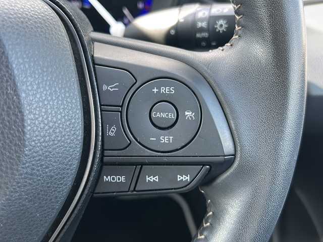 トヨタ カローラツーリング ハイブリッド ダブルバイビー 福島県 2020(令2)年 6.8万km ブラックマイカ 純正ナビ/バックカメラ/ビルトインETC/前後コーナーセンサー/前方ドライブレコーダー/LEDヘッドライト/オートハイビーム/USB給電ポート/オートハイビーム/革巻きステアリング/電子パーキング/レーダークルーズコントロール/電動格納ミラー/禁煙車