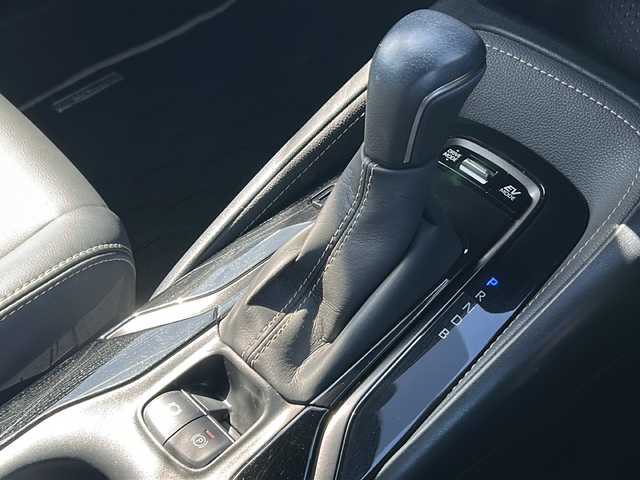 トヨタ カローラツーリング ハイブリッド ダブルバイビー 福島県 2020(令2)年 6.8万km ブラックマイカ 純正ナビ/バックカメラ/ビルトインETC/前後コーナーセンサー/前方ドライブレコーダー/LEDヘッドライト/オートハイビーム/USB給電ポート/オートハイビーム/革巻きステアリング/電子パーキング/レーダークルーズコントロール/電動格納ミラー/禁煙車