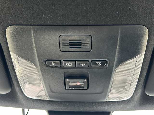 トヨタ カローラツーリング ハイブリッド ダブルバイビー 福島県 2020(令2)年 6.8万km ブラックマイカ 純正ナビ/バックカメラ/ビルトインETC/前後コーナーセンサー/前方ドライブレコーダー/LEDヘッドライト/オートハイビーム/USB給電ポート/オートハイビーム/革巻きステアリング/電子パーキング/レーダークルーズコントロール/電動格納ミラー/禁煙車