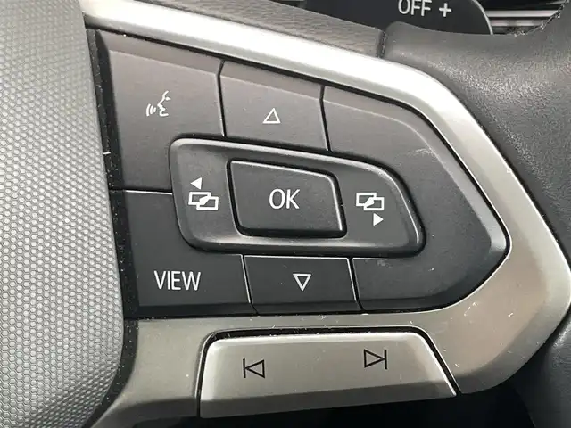 フォルクスワーゲン ＶＷ ポロ TSI アクティブ 和歌山県 2023(令5)年 1.8万km クリーム 純正ディスプレイオーディオ/バックカメラ/Apple Car Play/AndroidAuto/衝突軽減ブレーキ/レーダークルコン/オートライト/前後コーナーセンサー/前後ドラレコ/ETC２．０/置くだけ充電器/ステリモ/パドルシフト/LEDヘッドライト