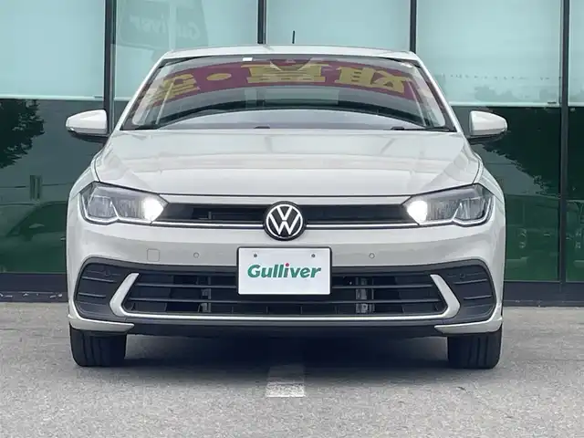フォルクスワーゲン ＶＷ ポロ TSI アクティブ 和歌山県 2023(令5)年 1.8万km クリーム 純正ディスプレイオーディオ/バックカメラ/Apple Car Play/AndroidAuto/衝突軽減ブレーキ/レーダークルコン/オートライト/前後コーナーセンサー/前後ドラレコ/ETC２．０/置くだけ充電器/ステリモ/パドルシフト/LEDヘッドライト