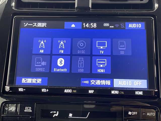 トヨタ プリウス A ツーリングセレクション 埼玉県 2019(令1)年 5.2万km ホワイトパールクリスタルシャイン 純正ナビ　/バックカメラ　/ドライブレコーダー　/ビルトインＥＴＣ２．０　/ＢＳＭ　/自動駐車システム　/シートヒーター　/パワーシート　/衝突軽減システム/アダプティブクルーズコントロール/レーンキープアシスト　/オートマティックハイビーム/ヘッドアップディスプレイ/純正17インチアルミホイール/純正フロアマット/純正ドアバイザー/フロントフォグランプ/LEDヘッドライト/HDMI/プッシュスタート/スマートキー