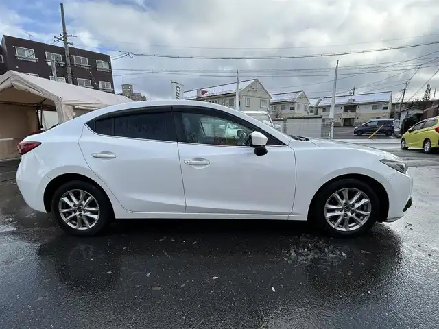 マツダ アクセラ 15S ツーリング 長野県 2016(平28)年 19.2万km スノーフレイクホワイトパールマイカ ワンオーナー/ワンセグテレビ/AM/FM/Bluetooth/AUX/USB/バックカメラ/ETC/アイドリングストップ/ドアバイザー/クルーズコントロール/ヘッドアップディスプレイ/ブラインドスポットモニター/オートワイパー/オートライト/フォグランプ/電動格納ミラー/純正フロアマット/パワーウィンドウ