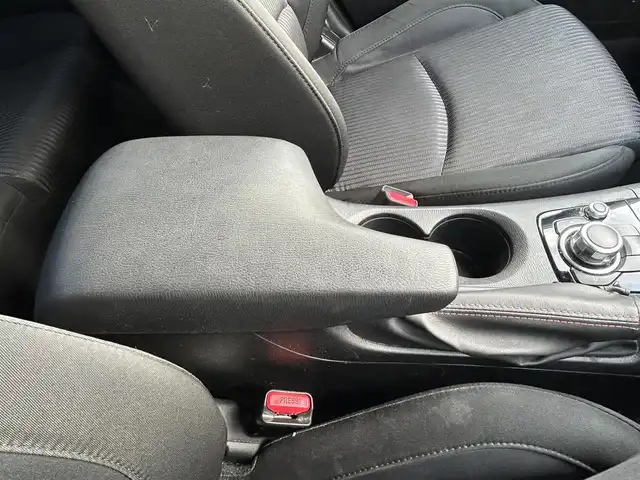 マツダ アクセラ 15S ツーリング 長野県 2016(平28)年 19.2万km スノーフレイクホワイトパールマイカ ワンオーナー/ワンセグテレビ/AM/FM/Bluetooth/AUX/USB/バックカメラ/ETC/アイドリングストップ/ドアバイザー/クルーズコントロール/ヘッドアップディスプレイ/ブラインドスポットモニター/オートワイパー/オートライト/フォグランプ/電動格納ミラー/純正フロアマット/パワーウィンドウ