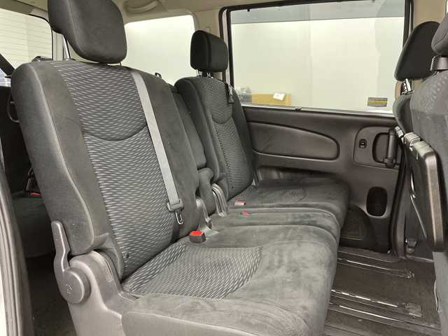 日産 セレナ 20X 道央・札幌 2012(平24)年 9.7万km ホワイト ・４WD/・社外ナビ/・CD/SD/ワンセグ/・バックカメラ/・左パワースライドドア/・クルーズコントロール/・アイドリングストップ/・オートライト/・プッシュスタート/スマートキー/・ETC