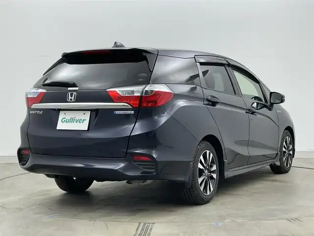 ホンダ シャトル ハイブリッド X 岡山県 2016(平28)年 2.5万km ミッドナイトブルービームM 純正ナビ/・FM/AM/Bluetooth/フルセグ/CD/DVD/バックカメラ/衝突軽減ブレーキ/クルーズコントロール/ハーフレザーシート/前後ドライブレコーダー/ビルトインETC/LEDヘッドライト/・フォグライト/パドルシフト/スマートキー2本/純正フロアマット/純正15インチアルミ