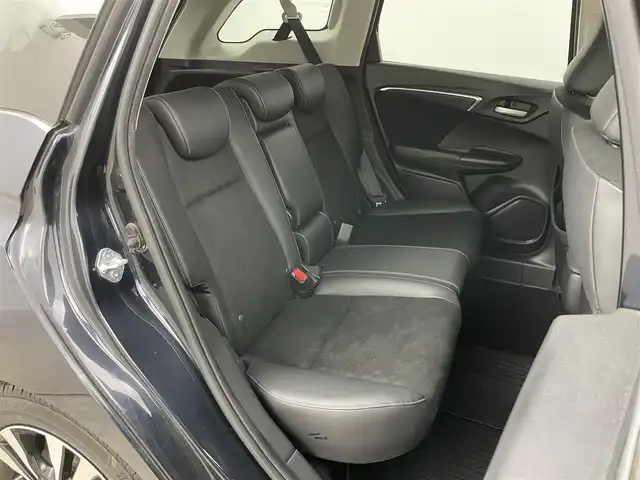 ホンダ シャトル ハイブリッド X 岡山県 2016(平28)年 2.5万km ミッドナイトブルービームM 純正ナビ/・FM/AM/Bluetooth/フルセグ/CD/DVD/バックカメラ/衝突軽減ブレーキ/クルーズコントロール/ハーフレザーシート/前後ドライブレコーダー/ビルトインETC/LEDヘッドライト/・フォグライト/パドルシフト/スマートキー2本/純正フロアマット/純正15インチアルミ