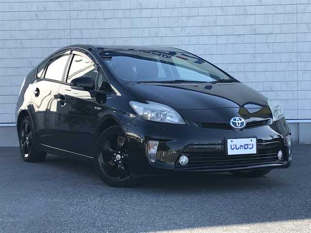 トヨタ プリウス S ツーリングセレクション 千葉県 2012(平24)年 13.3万km ブラックマイカ (株)IDOMが運営する【じしゃロン柏店】の自社ローン対象車両になります。こちらは現金ご利用時の価格です。/自社ローンご希望の方は別途その旨お申付け下さい。//禁煙車/社外フルセグナビ/（CD/DVD/AM/FMラジオ）/(Bluetooth)/スマートキー/プッシュスタート/バックカメラ/ＥＴＣ/ヘッドライトウォッシャー/ステアリングリモコン/電動格納ドアミラー/パワーウインドウ/オートライト/防眩ミラー
