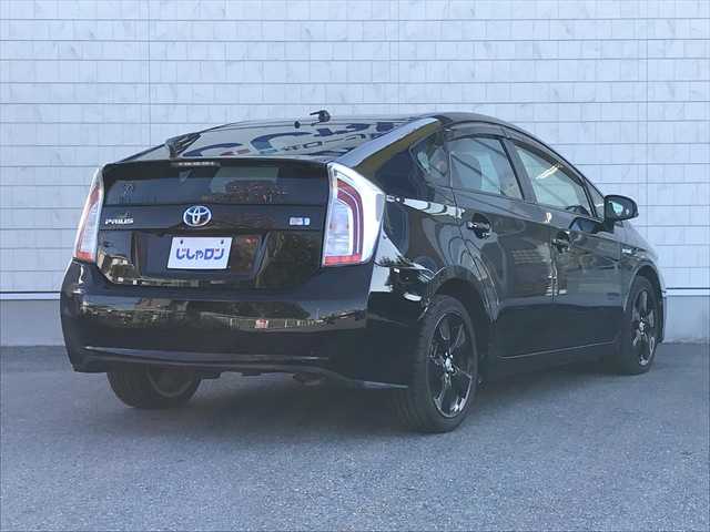 トヨタ プリウス S ツーリングセレクション 千葉県 2012(平24)年 13.3万km ブラックマイカ (株)IDOMが運営する【じしゃロン柏店】の自社ローン対象車両になります。こちらは現金ご利用時の価格です。/自社ローンご希望の方は別途その旨お申付け下さい。//禁煙車/社外フルセグナビ/（CD/DVD/AM/FMラジオ）/(Bluetooth)/スマートキー/プッシュスタート/バックカメラ/ＥＴＣ/ヘッドライトウォッシャー/ステアリングリモコン/電動格納ドアミラー/パワーウインドウ/オートライト/防眩ミラー