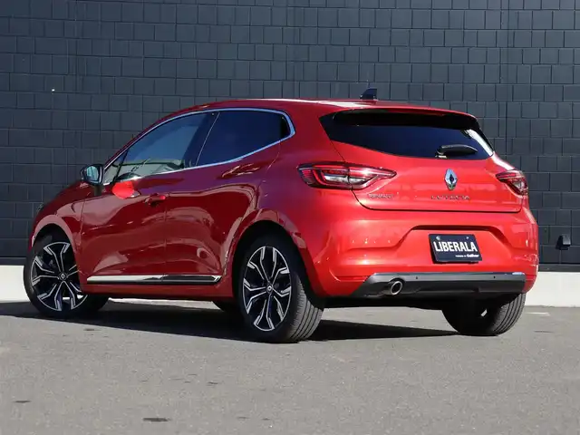 ルノー ルノー ルーテシア インテンス 宮城県 2023(令5)年 0.9万km ルージュフラムM ディスプレイオーディオ　/ハーフレザーシート　/アダプティブクルーズコントロール　/ブラインドスポットワーニング　/ステアリングヒーター　/アンビエントライト　/オートハイビーム　/パーキングセンサー　/パーキングアシスト/LEDヘッドライト/パドルシフト/バックカメラ/レーンキープアシスト/ETC/純正17インチAW/純正フロアマット/プッシュスタート/前後コーナーセンサー/禁煙車