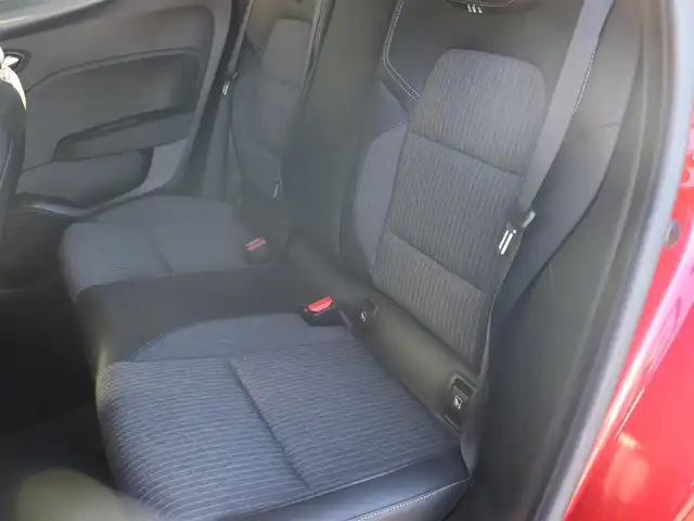 ルノー ルノー ルーテシア インテンス 宮城県 2023(令5)年 0.9万km ルージュフラムM ディスプレイオーディオ　/ハーフレザーシート　/アダプティブクルーズコントロール　/ブラインドスポットワーニング　/ステアリングヒーター　/アンビエントライト　/オートハイビーム　/パーキングセンサー　/パーキングアシスト/LEDヘッドライト/パドルシフト/バックカメラ/レーンキープアシスト/ETC/純正17インチAW/純正フロアマット/プッシュスタート/前後コーナーセンサー/禁煙車