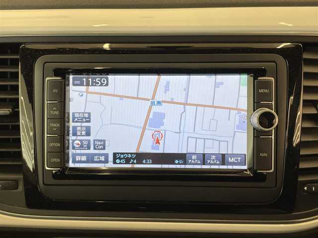 フォルクスワーゲン ザ・ビートル デザイン レザーパッケージ 岡山県 2015(平27)年 3.8万km ピュアホワイト レザーＰＫＧ　/シートＨ　/純正ナビ　/フルセグ　/Ｂｌｕｅｔｏｏｔｈ　/クルーズコントロール　/Ｂカメラ　/パーキングアシスト　/Ａライト　/レインセンサー　/パドルシフト/ETC