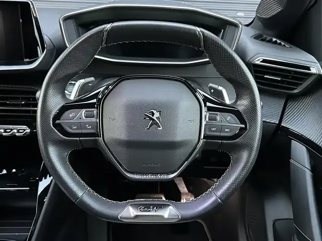 プジョー プジョー ２０８ GT 茨城県 2021(令3)年 1.9万km 青Ｍ 衝突軽減B /ACC /レ-ンアシスト /BSM /Bカメラ /パ-キングセンサ- /純正ディスプレイオ-ディオ /CarPlay /BT/USB /ハ-フレザ-シ-ト /シ-トヒ-タ- /LEDヘッドライト /インテリジェントハイビ-ム /ETC /純正17インチAW /禁煙車