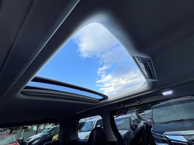 トヨタ アルファード 240S タイプゴールドⅡ 東京都 2015(平27)年 3.2万km ホワイトパールクリスタルシャイン 外部検査済み/ワンオーナー/社外SDナビ（ALPINE/9インチ）/・Bluetoothオーディオ/DVD/USBオーディオ/フルセグTV/ツインムーンルーフ（フロントチルト/リヤ電動スライド）/モデリスタエアロ/・フロントスポイラー/リヤスカート/パワーバックドア（挟み込み防止機能付）/クルーズコントロール/バックカメラ/両側パワースライドドア/プロジェクター式ヘッドランプ/・インテリジェントAFS/2列目キャプテンシート/ビルトインETC/取扱説明書/保証書/スペアキー1本