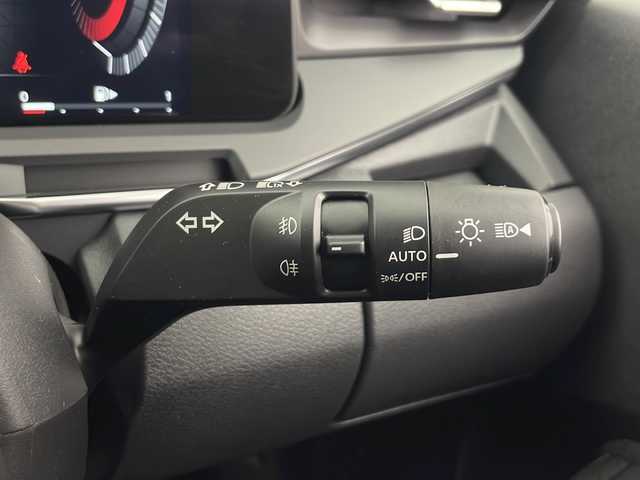 日産 オーラ G FOUR レザーエディション 秋田県 2024(令6)年 1.7万km グレー プロパイロット /エマージェンシーブレーキ　/NissanConnectナビゲーション/　【TV/BT/HDMI】　/アラウンドヴィューモニター　/オートブレーキホールド　/スマートルームミラー　/前席シートヒーター　/ステアリングヒーター/コーナーセンサー /ウィンカーミラー /フォグライト /サイドバイザー /ETC2.0/ハンドル支援/ハンドルヒーター/オートライト/ステアリングリモコン/オートマチックハイビーム/革巻きステアリング/プッシュスタート /自動パーキングブレーキ/USBポート/オートエアコン /フルセグTV/ドライブモードセレクター【SPORT ECO NORMAL】/純正フロアマット/電格ミラー/スマートキー/スペアキー有り