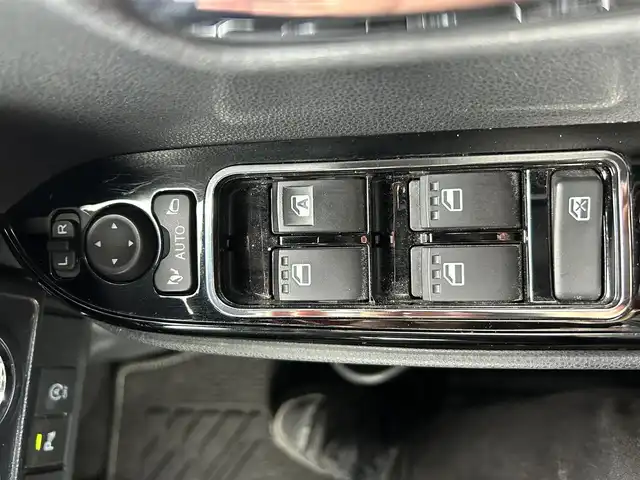 ダイハツ タント カスタム RS スタイルセレクション 島根県 2022(令4)年 2万km ブラックマイカメタリック 純正ナビ/(Bluetooth/フルセグテレビ/CD/DVD/USB)/両側パワースライドドア/(ウェルカムオープン機能)/プラズマクラスター搭載ルームランプ/ETC/アダプティブクルーズコントロール/ロングスライドシート/前席シートヒーター/純正フロアマット/純正LEDヘッドライト/(オートライト)/純正15インチアルミホイール/前後コーナーセンサー/スマートアシスト
