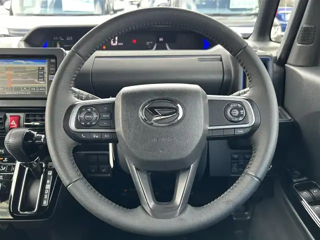 ダイハツ タント カスタム RS スタイルセレクション 島根県 2022(令4)年 2万km ブラックマイカメタリック 純正ナビ/(Bluetooth/フルセグテレビ/CD/DVD/USB)/両側パワースライドドア/(ウェルカムオープン機能)/プラズマクラスター搭載ルームランプ/ETC/アダプティブクルーズコントロール/ロングスライドシート/前席シートヒーター/純正フロアマット/純正LEDヘッドライト/(オートライト)/純正15インチアルミホイール/前後コーナーセンサー/スマートアシスト