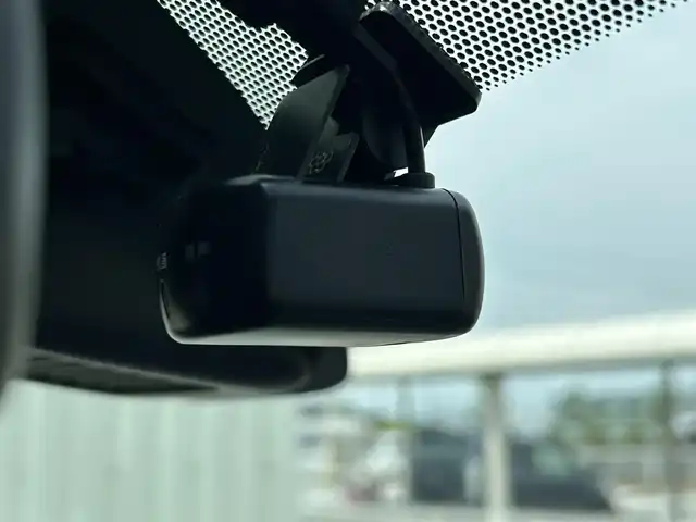 日産 デイズ HWS G ターボ プロパイロットED 滋賀県 2022(令4)年 3.7万km ブラック ガソリン（ハイブリッド）/2WD(FF)/CVT/９インチ純正ナビ【MM321D-L】/(FM/AM/CD/DVD/フルセグ)/アラウンドビューモニター/バックカメラ/前ドライブレコーダー/ETC/プロパイロット/・レーンキープアシスト	/・プリクラッシュブレーキアシスト	/・踏み間違い防止アシスト	/・ブレーキアシスト	/・フロント＆バックソナー/・標識検知機能	/電動格納ミラー/電動パーキング/ブレーキホールド/アイドリングストップ/ディスプレイ付自動防眩式ルームミラー/革巻きステアリング/ステアリングスイッチ/オートライト/LEDヘッドライト/フロントフォグ/ヘッドライトレベリング/フルオートエアコン/プッシュスタート/スマートキー/純正フロアマット/ドアバイザー/USB端子