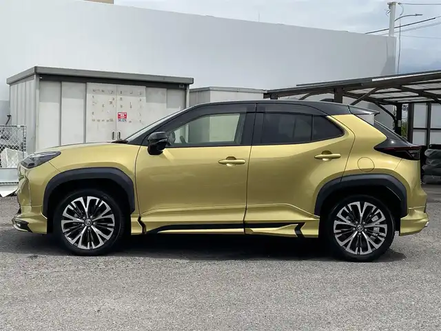 トヨタ ヤリスクロス Z 福島県 2021(令3)年 2.5万km ブラックマイカ/ブラスゴールドメタリック 2トーン モデリスタエアロ/純正デイスプレイオーデイオ　/バックカメラ　/Bluetooth接続/ハーフレザーシート/前席シートヒーター/パワーシート/レーンアシスト/クルーズコントロール/ビルトインＥＴＣ2.0/純正18インチAW/LEDヘッドライト/リモコンEgスターター/保証書/取説書/ワンオーナー /AW付サマータイヤ積込