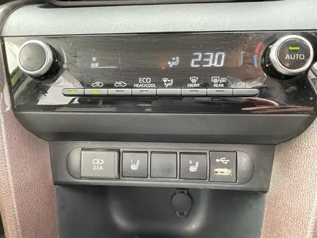 トヨタ ヤリスクロス Z 福島県 2021(令3)年 2.5万km ブラックマイカ/ブラスゴールドメタリック 2トーン モデリスタエアロ/純正デイスプレイオーデイオ　/バックカメラ　/Bluetooth接続/ハーフレザーシート/前席シートヒーター/パワーシート/レーンアシスト/クルーズコントロール/ビルトインＥＴＣ2.0/純正18インチAW/LEDヘッドライト/リモコンEgスターター/保証書/取説書/ワンオーナー /AW付サマータイヤ積込